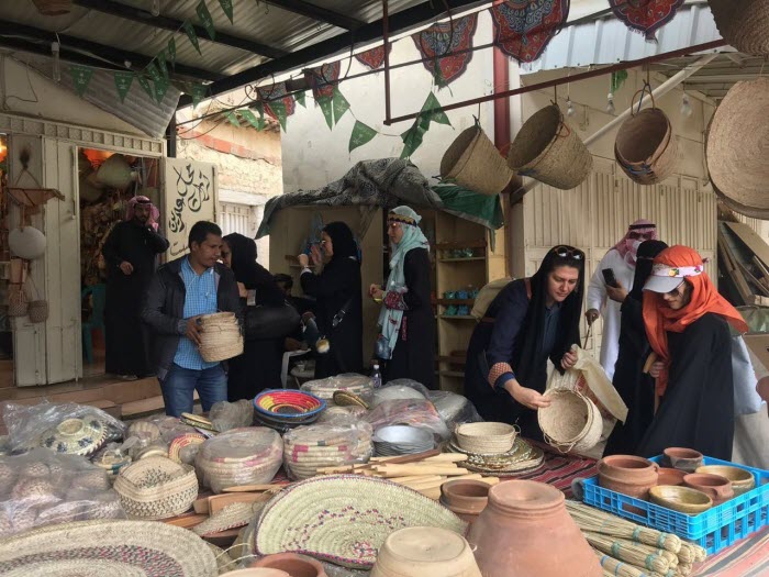 السعودية.. سوق  السبت في «بلجرشي»..   تراث 500 عاماً 
